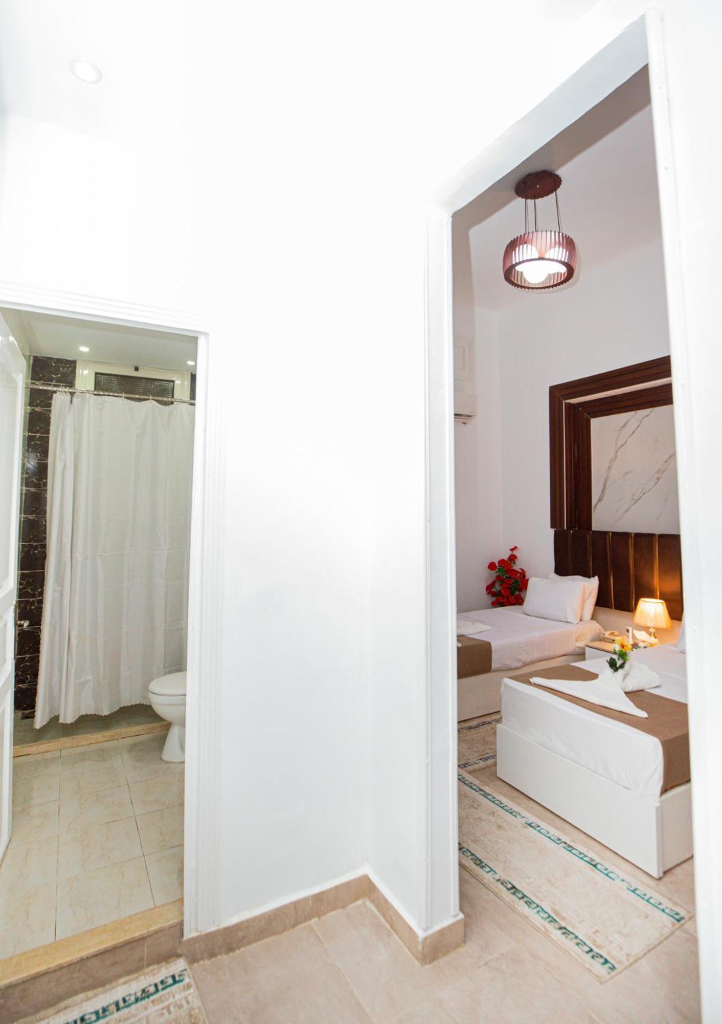 Downtown Antique Hotel Каир Экстерьер фото